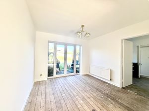 Dining Room- click for photo gallery